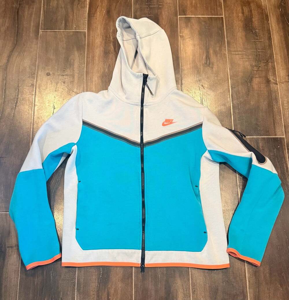 Nike Tech Fleece Full-Zip Hoodie Wolf Grey Aquamarine Turf Orange CU4489-012